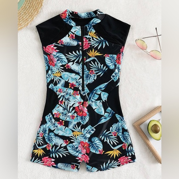 Like New in bag SHEIN One piece zip up swimsuit Floral Black - Picture 3 of 3
